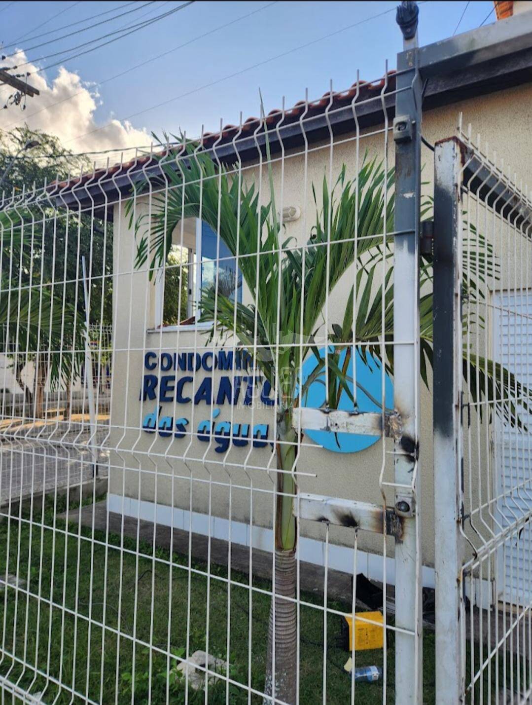 Apartamento 2/4 (1° andar) - Tomba, Condomínio Recanto das Águas