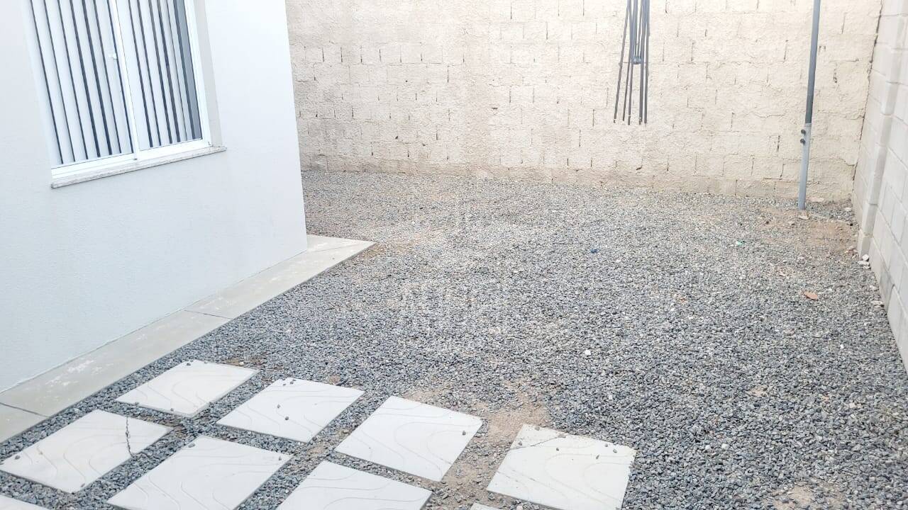 Casa à venda com 2 quartos, 50m² - Foto 21
