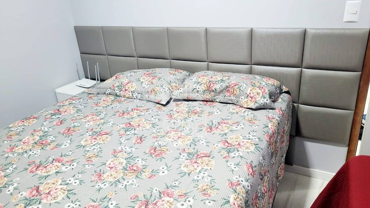 Casa à venda com 2 quartos, 50m² - Foto 13