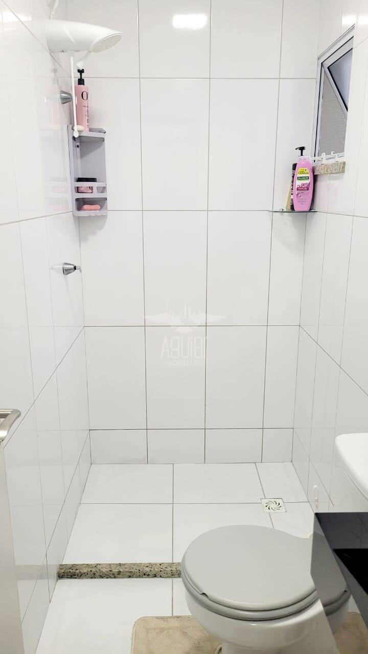 Casa à venda com 2 quartos, 50m² - Foto 19
