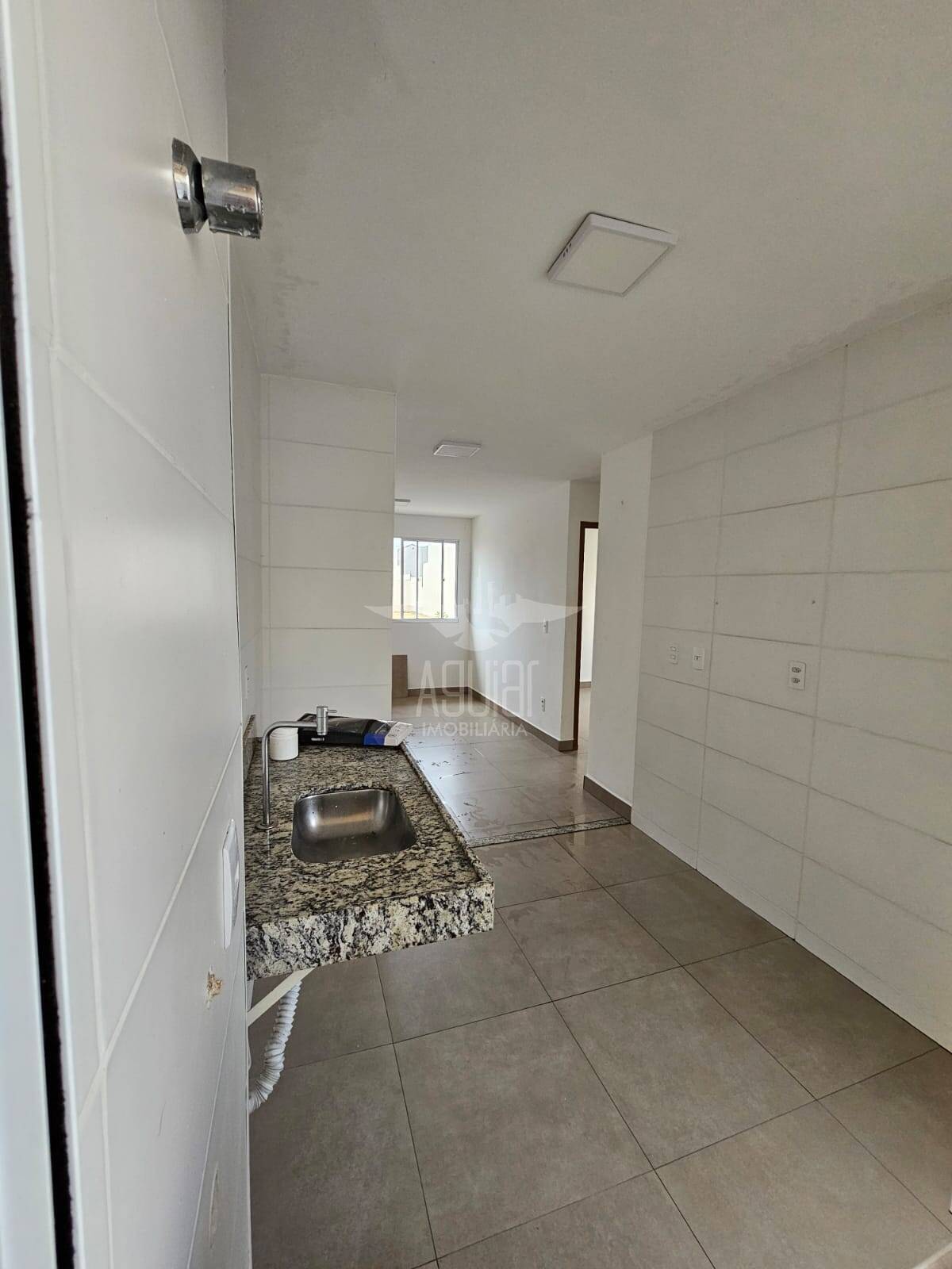 Casa à venda com 2 quartos, 43m² - Foto 44