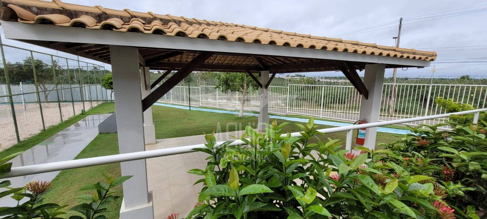 Casa de Condomínio à venda com 2 quartos, 45m² - Foto 31