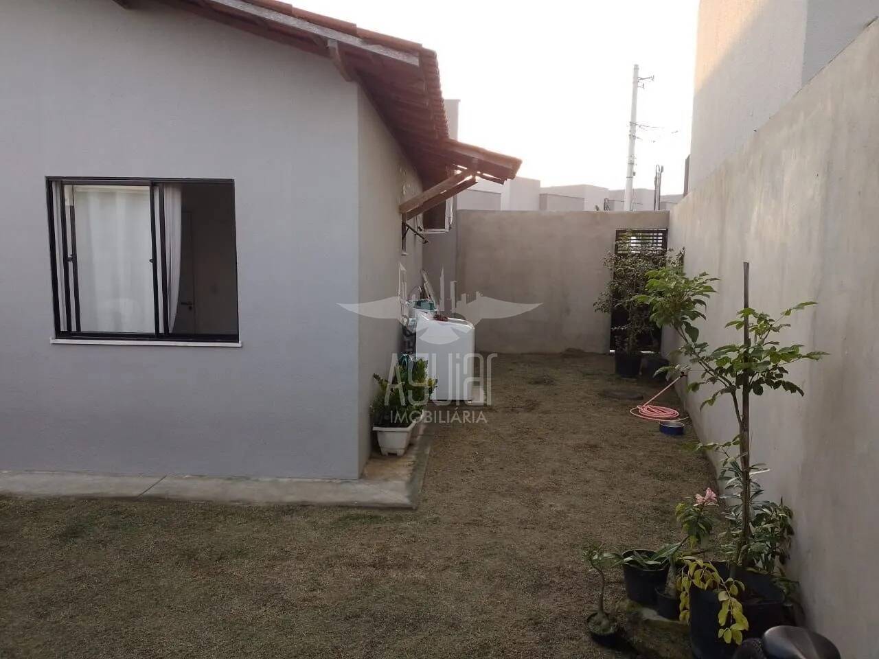 Casa à venda e aluguel com 2 quartos, 42m² - Foto 11