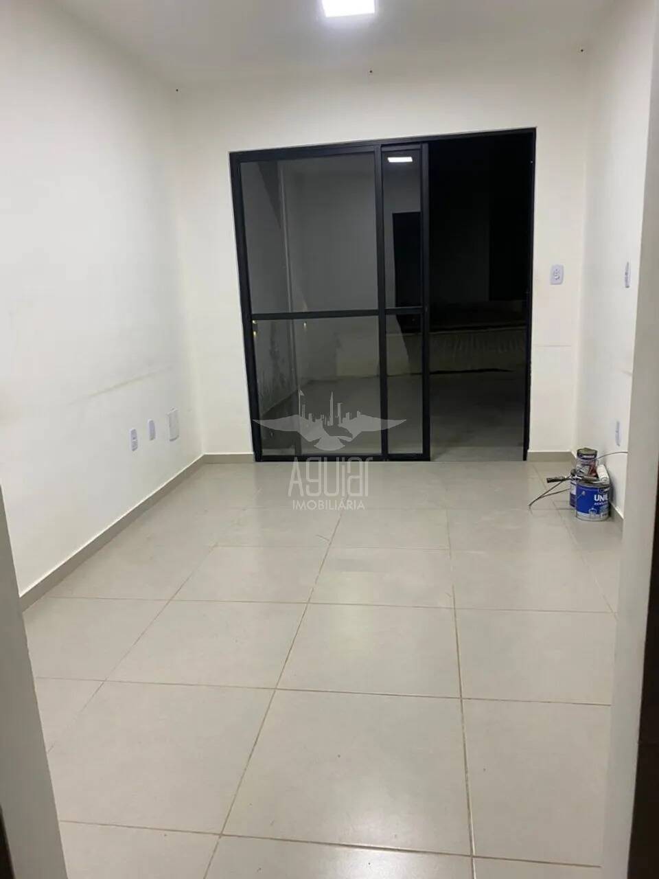 Casa à venda e aluguel com 2 quartos, 42m² - Foto 15