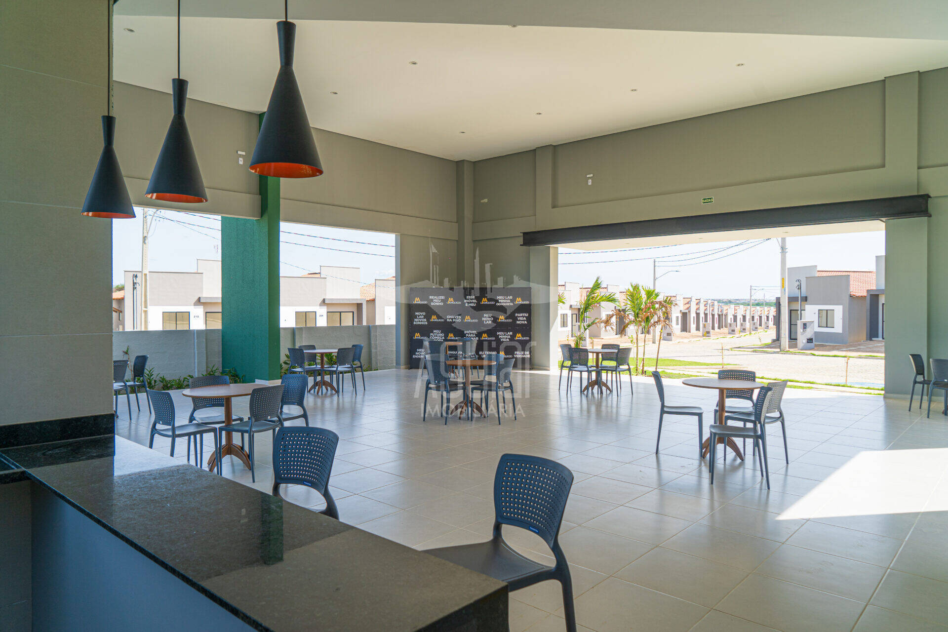 Casa à venda e aluguel com 2 quartos, 42m² - Foto 21