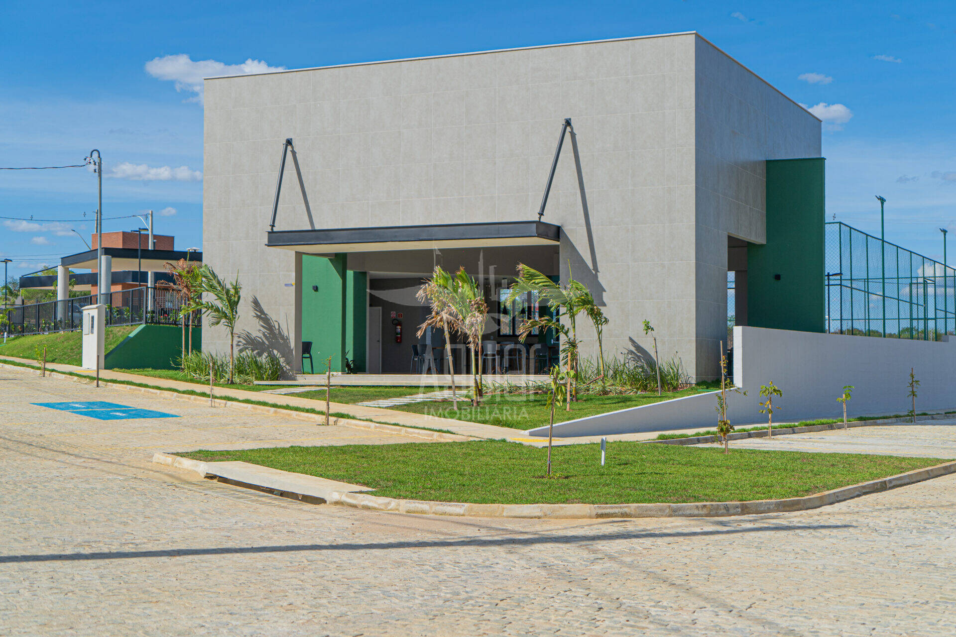 Casa à venda e aluguel com 2 quartos, 42m² - Foto 24
