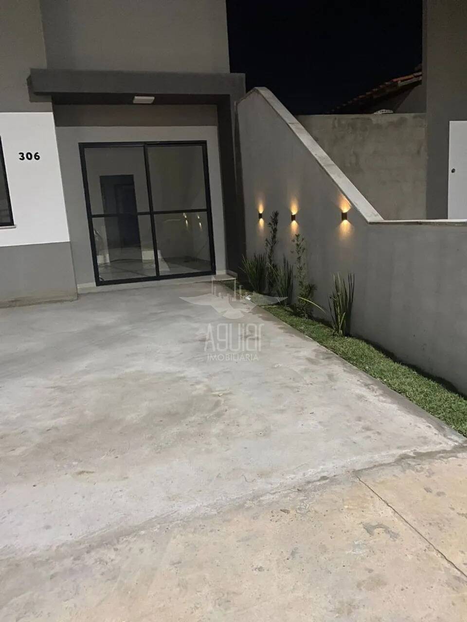 Casa à venda e aluguel com 2 quartos, 42m² - Foto 27