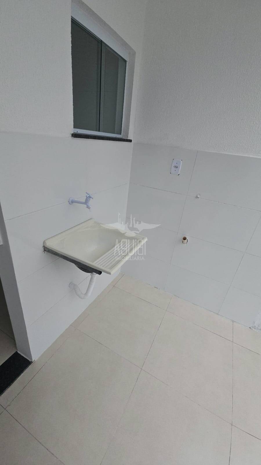Casa à venda com 2 quartos, 64m² - Foto 20