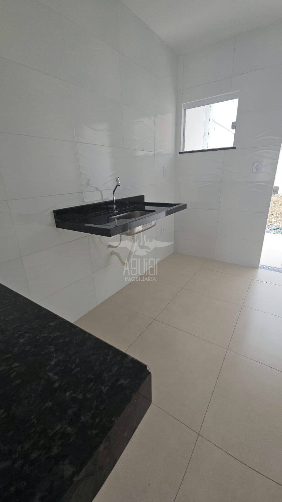 Casa à venda com 2 quartos, 64m² - Foto 5