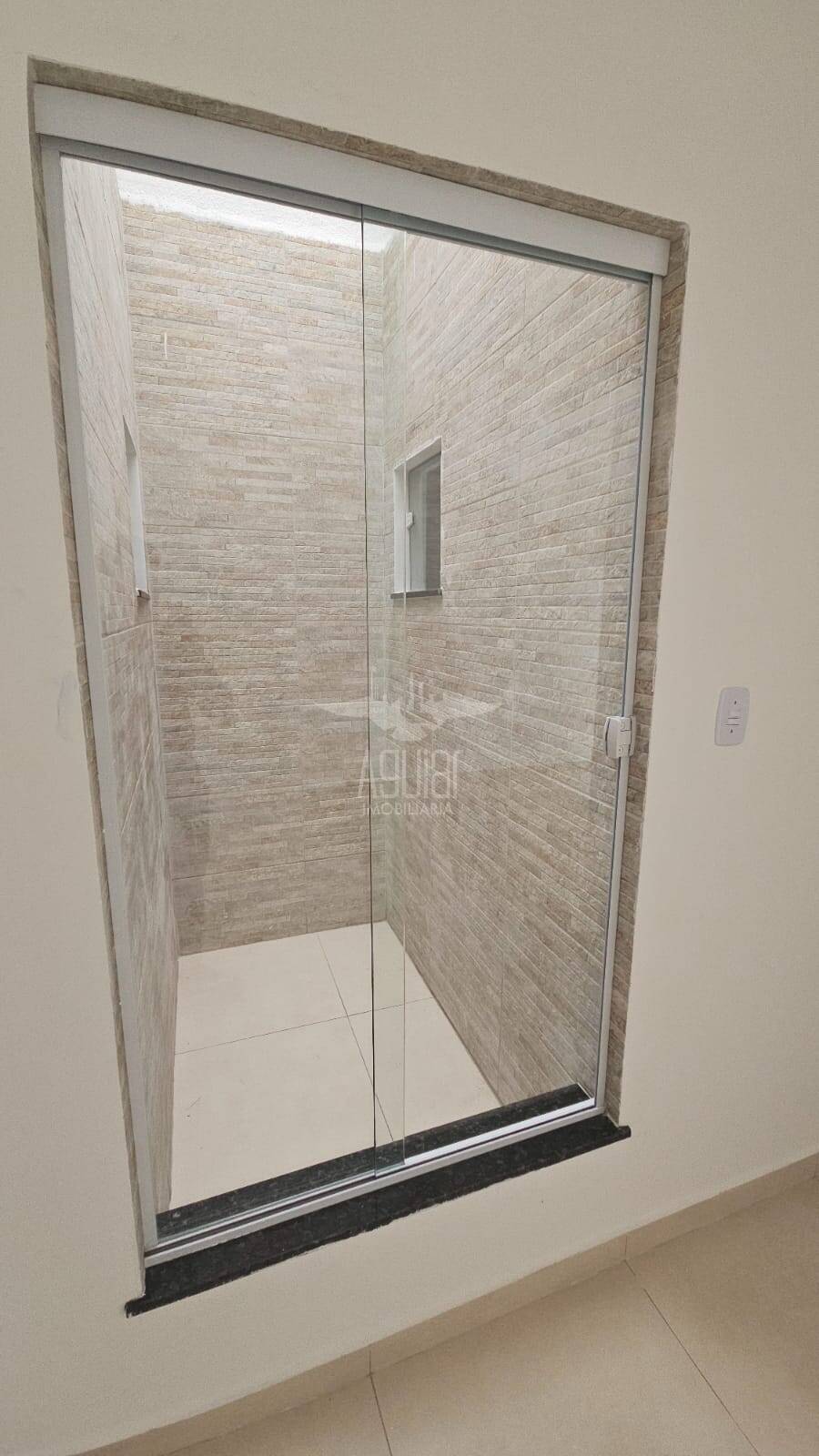 Casa à venda com 2 quartos, 64m² - Foto 9