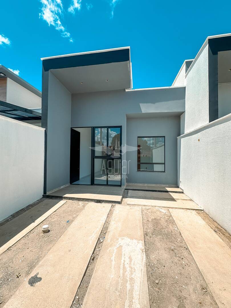 Casa 3/4 (1 suíte master e closet) - Mangabeira, próximo a Av. Ayrton Senna
