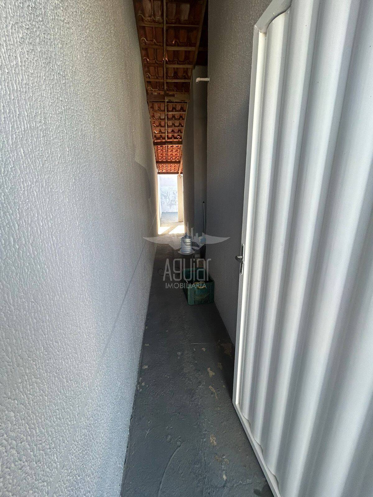 Casa à venda com 2 quartos, 138m² - Foto 9