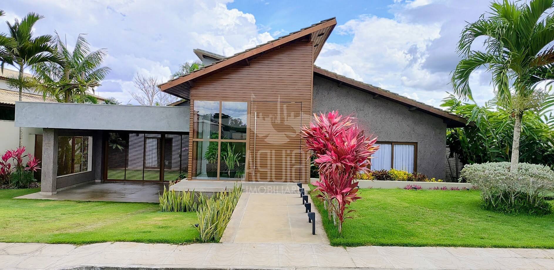 Casa à venda com 4 quartos, 333m² - Foto 2