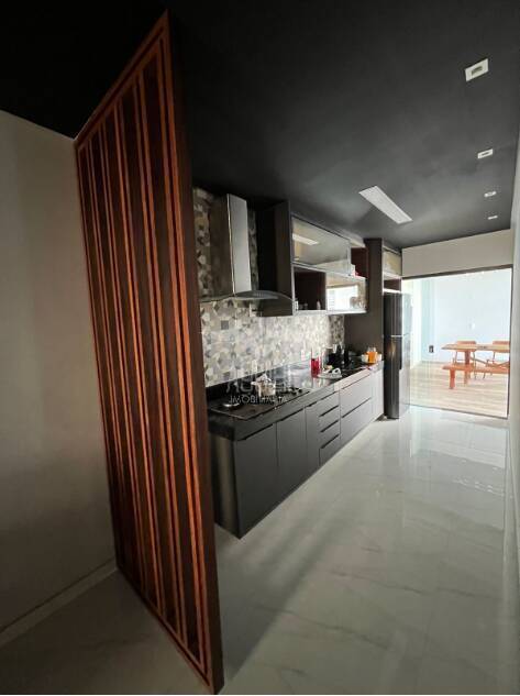 Casa de 3/4, sendo 1 suíte - Mangabeira, 150 m da Av. Ayrton Senna