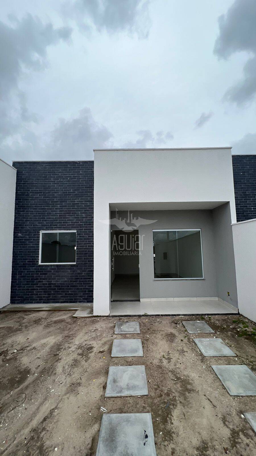 Casa 2/4 - Campo Limpo (Loteamento Vivendas Universitária) Escritura Grátis