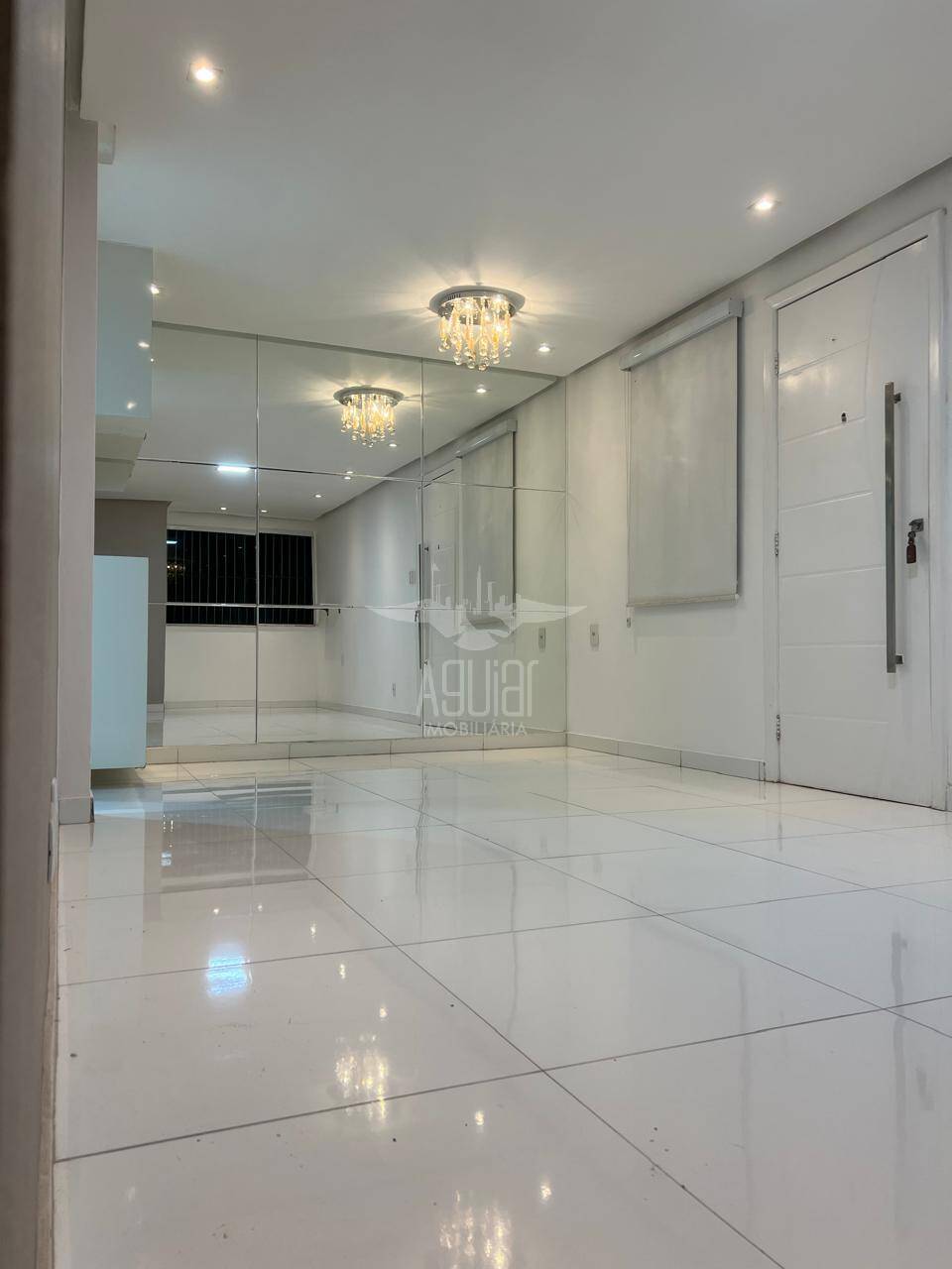 Apartamento 3/4 (1° andar) - Av João Durval, Condomínio Parque Cajueiro
