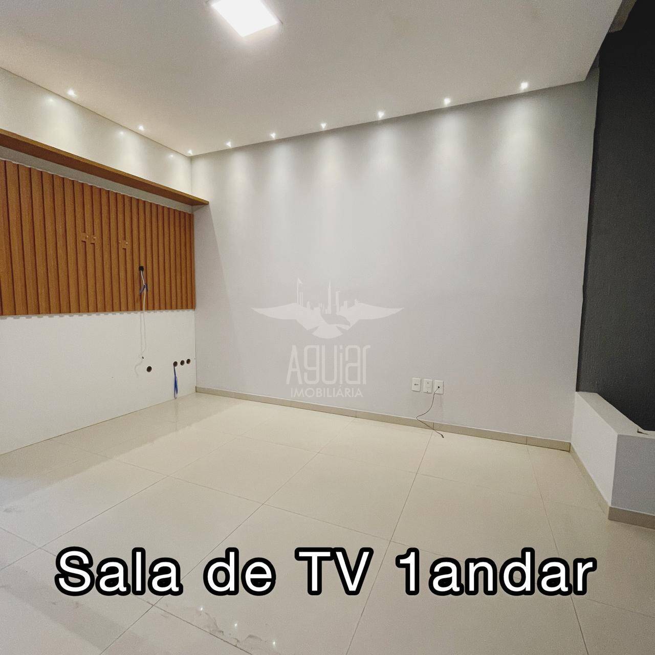Casa à venda com 4 quartos, 140m² - Foto 11