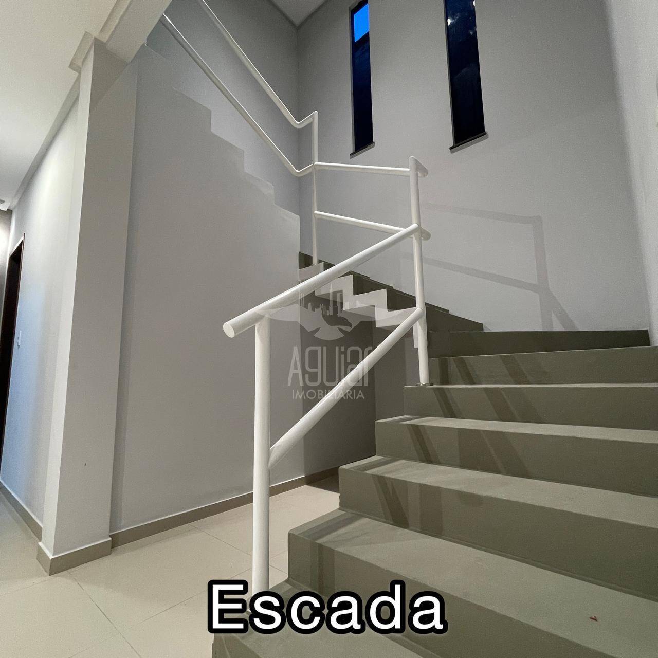Casa à venda com 4 quartos, 140m² - Foto 10