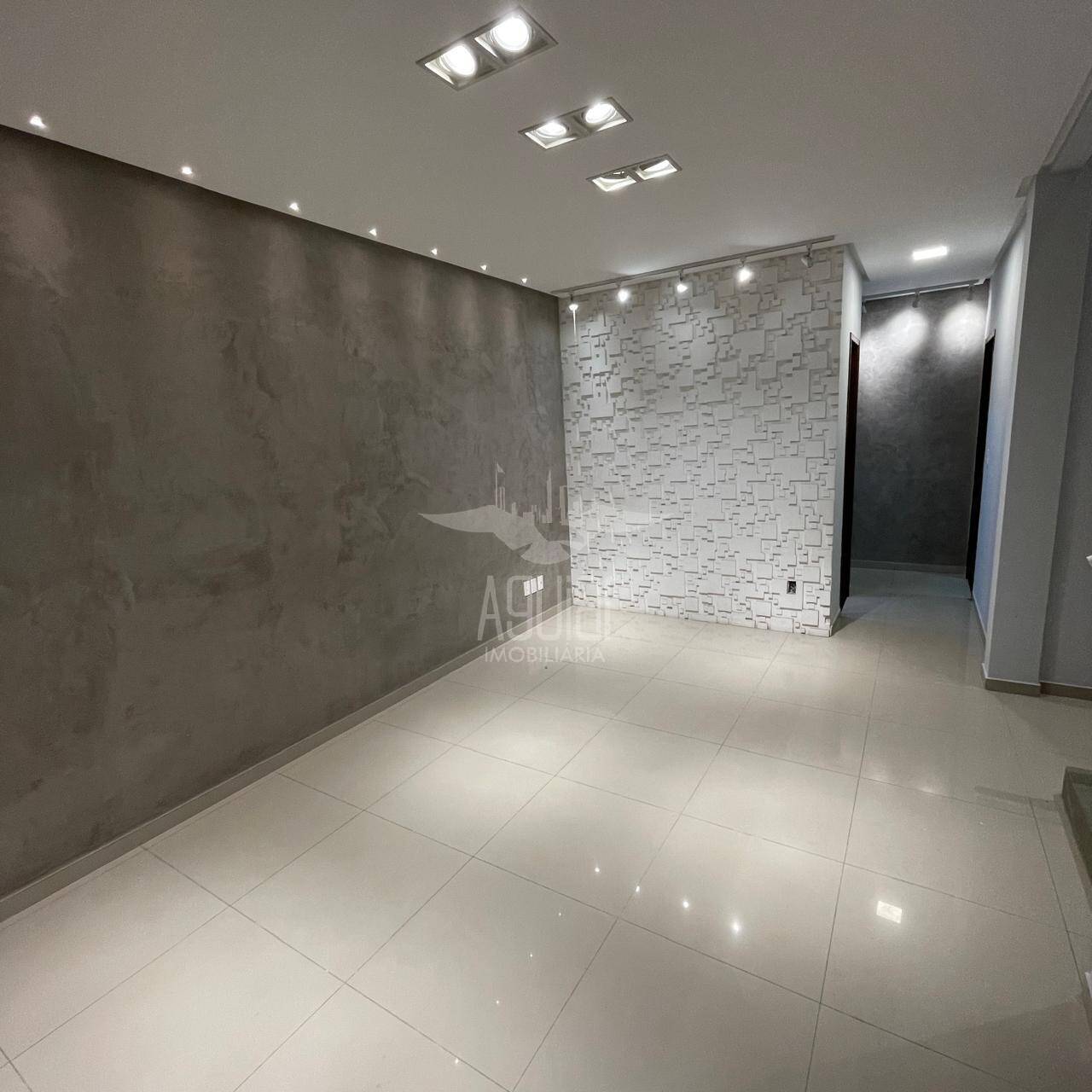 Casa à venda com 4 quartos, 140m² - Foto 4