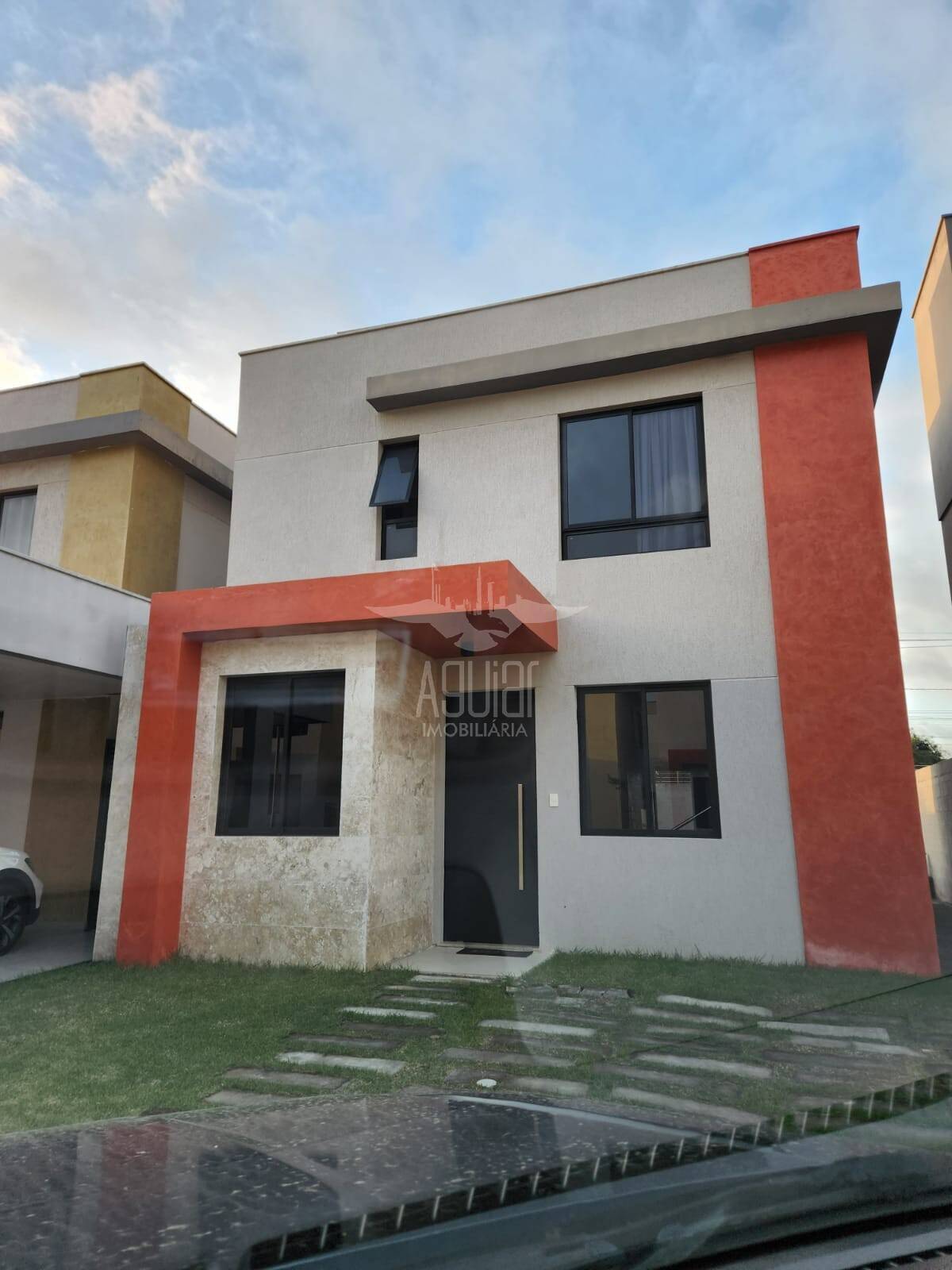Duplex 4/4 (3 suítes) - Sim, no Condomínio Reserva Lumière