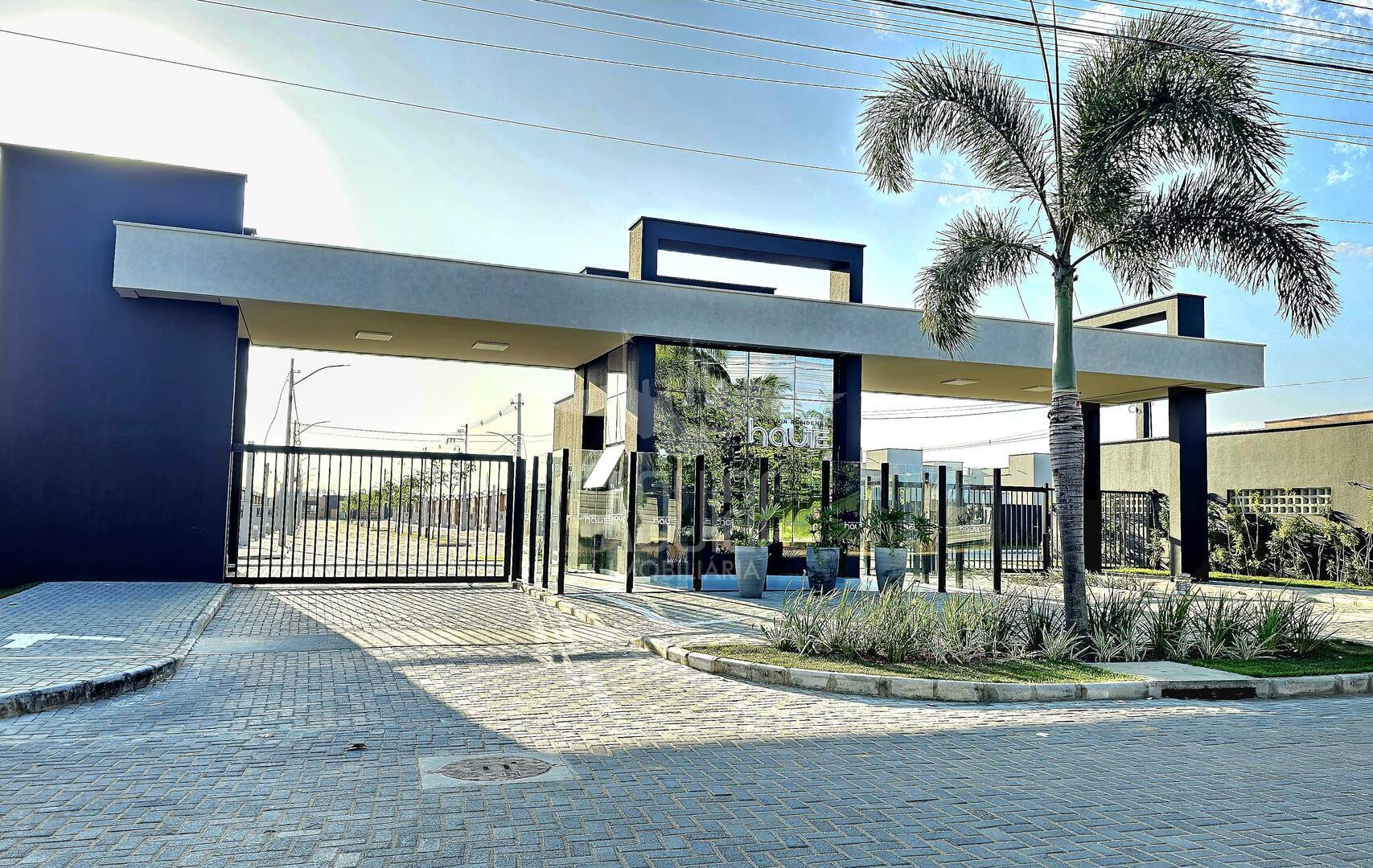 Casa 3/4 (1 suíte) - Sim, Avenida Sossego, Cond. Haute Design Residence