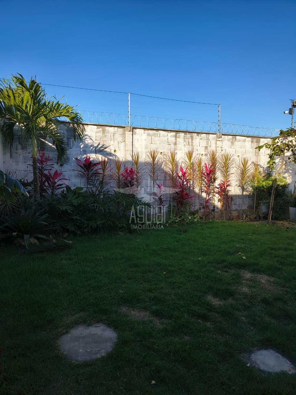 Casa de Condomínio à venda com 2 quartos, 60m² - Foto 42