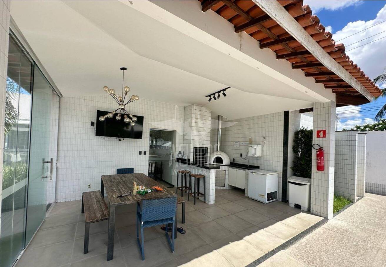 Casa à venda e aluguel com 3 quartos, 921m² - Foto 45