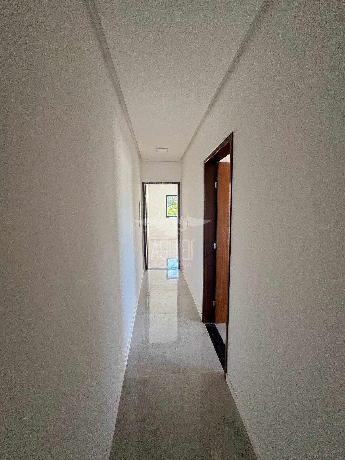 Casa à venda com 3 quartos, 165m² - Foto 7