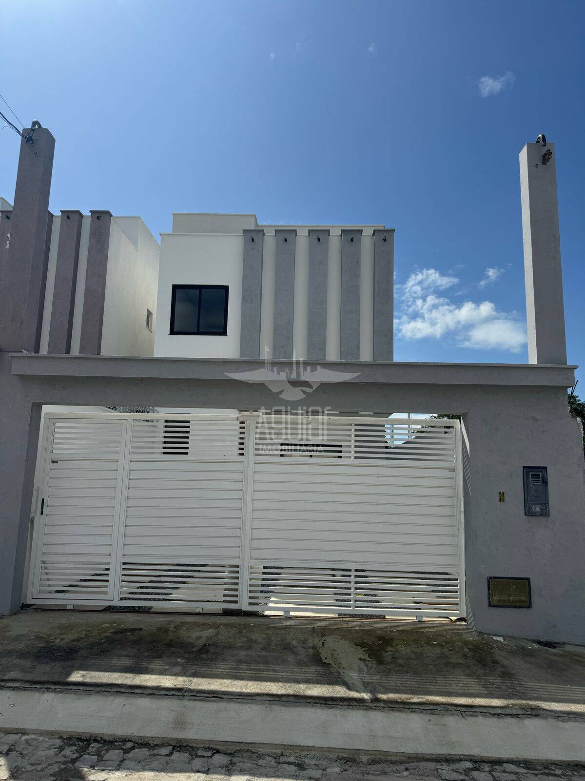 Casa à venda com 3 quartos, 165m² - Foto 3
