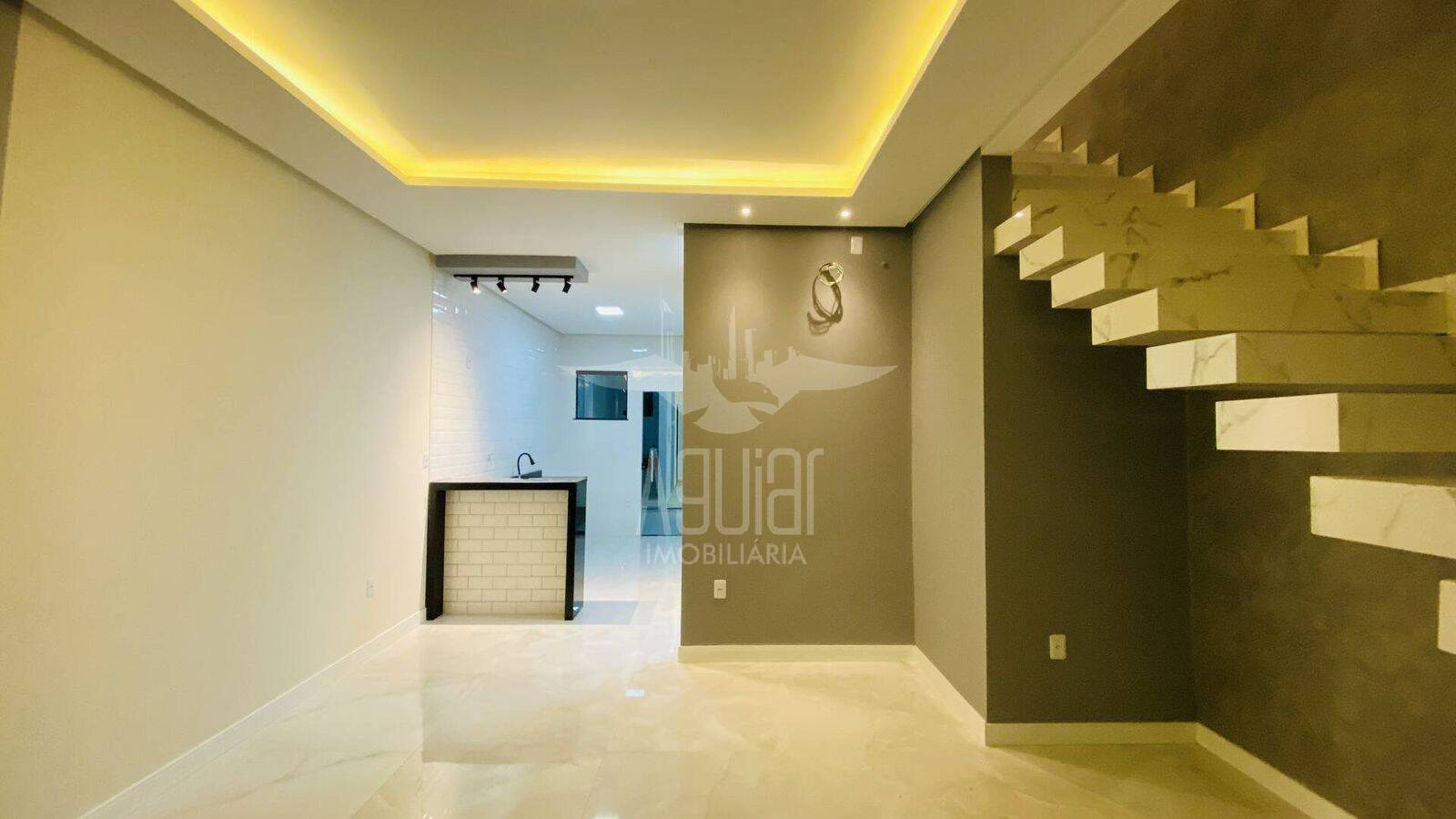 Casa, 4 quartos, 142 m² - Foto 2