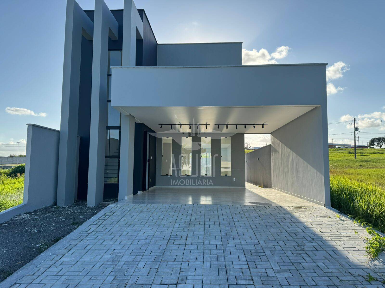 Casa, 3 quartos, 105 m² - Foto 1