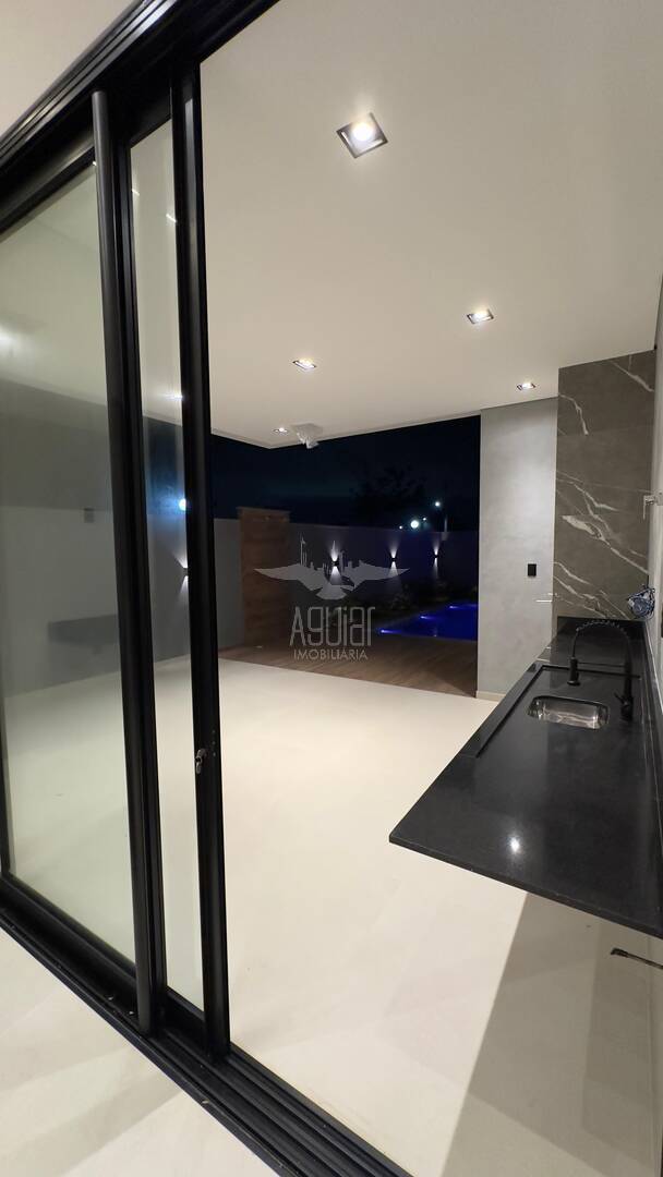 Casa, 4 quartos, 190 m² - Foto 8