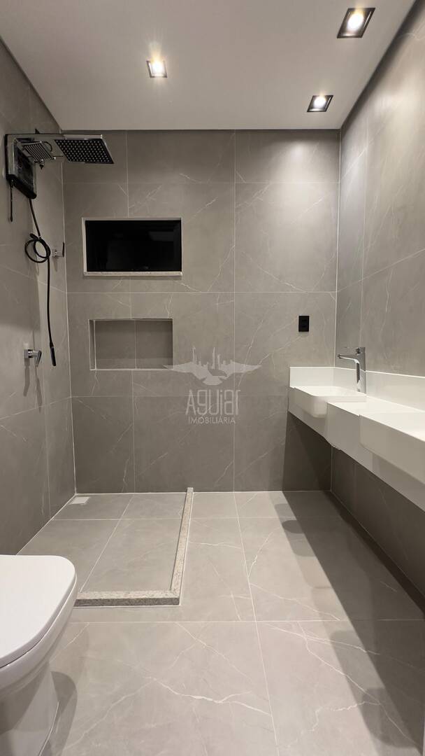 Casa, 4 quartos, 190 m² - Foto 19