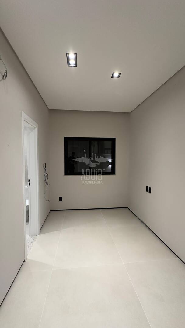 Casa, 4 quartos, 190 m² - Foto 12