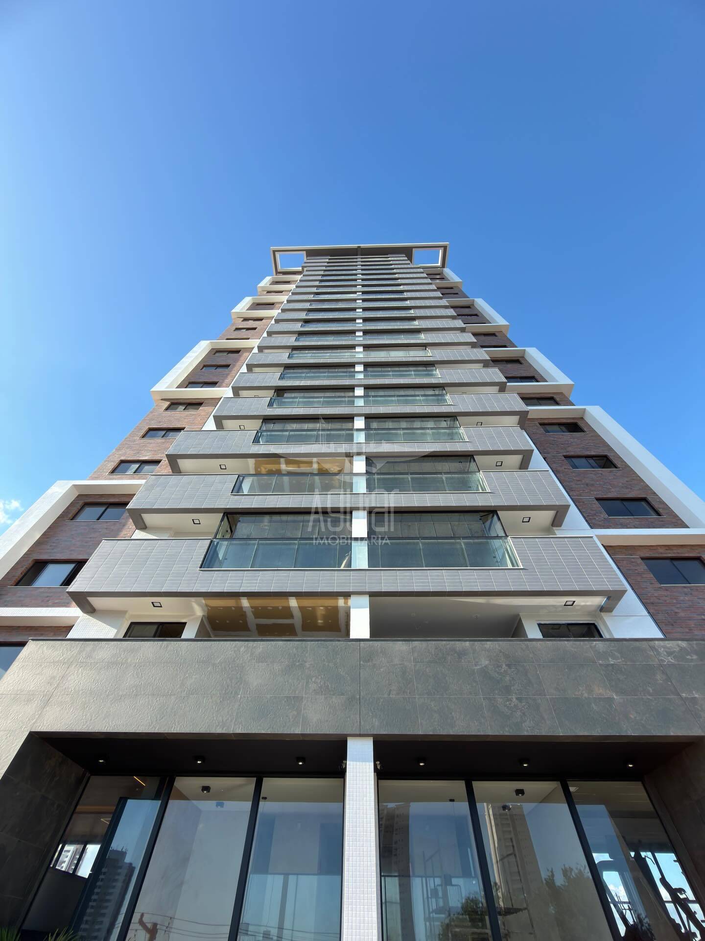 Apartamento, 3 quartos, 121 m² - Foto 2