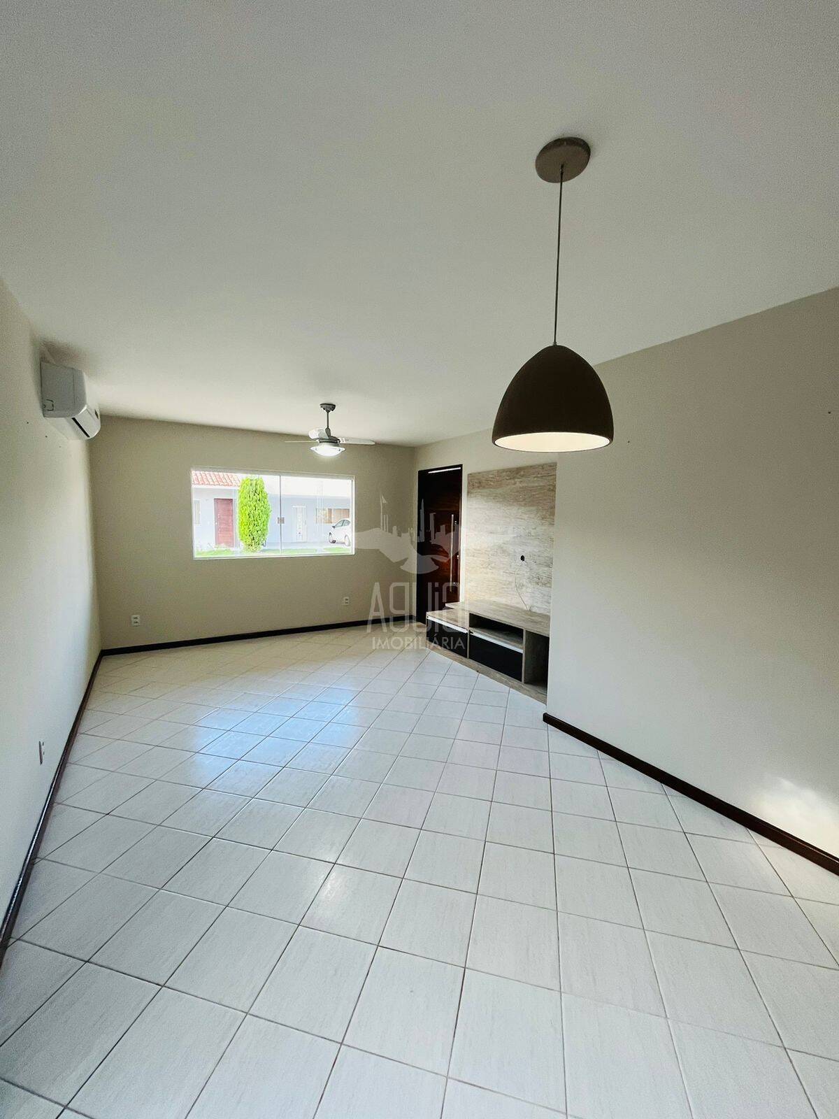 Casa, 3 quartos, 200 m² - Foto 10