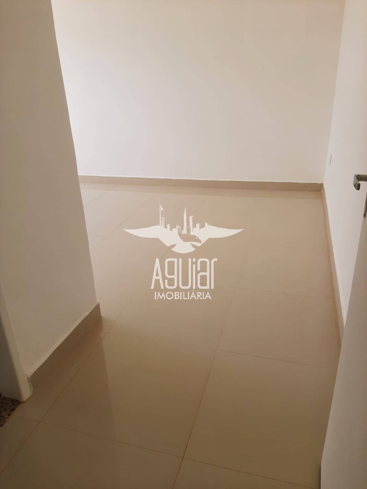 Apartamento à venda com 3 quartos, 130m² - Foto 10