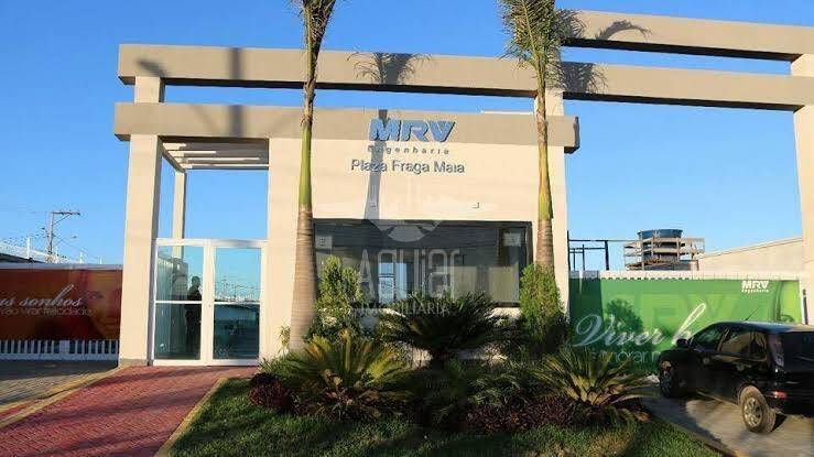Vende-se apartamento no Plaza Fraga Maia (térreo)