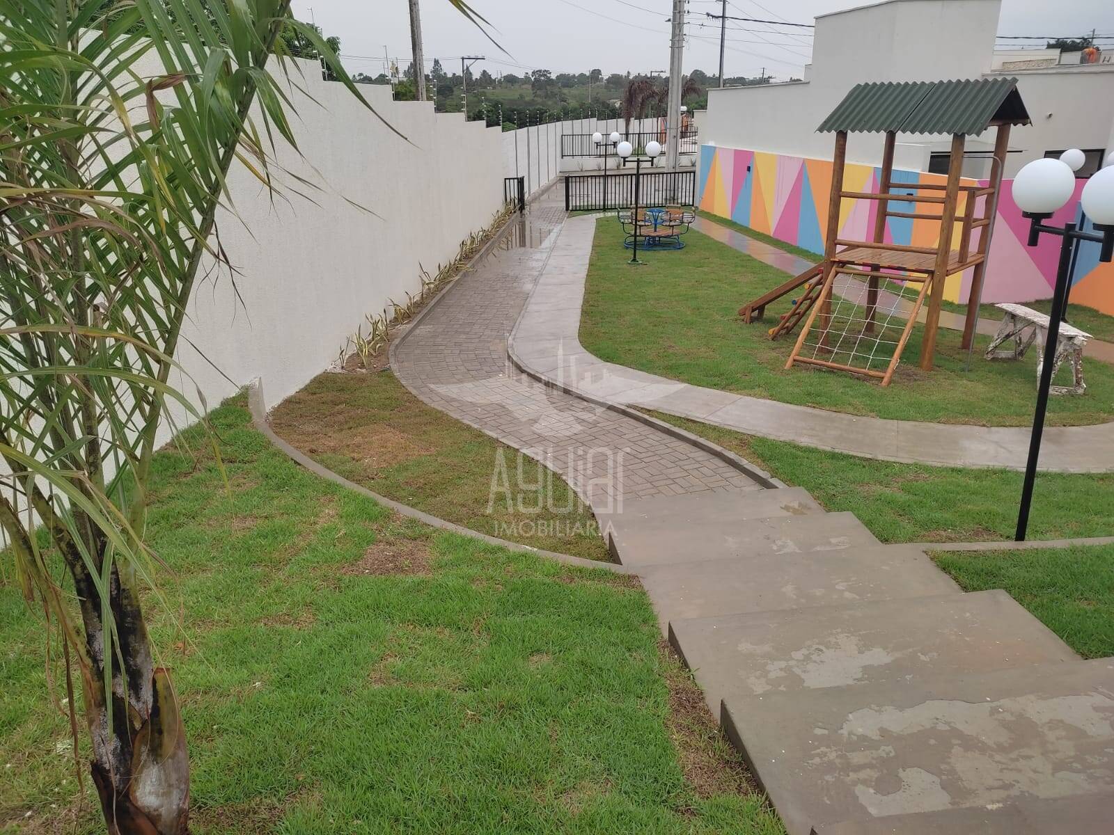 Casa à venda com 3 quartos, 81m² - Foto 19