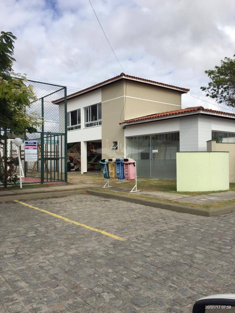 Casa à venda e aluguel com 3 quartos, 921m² - Foto 30