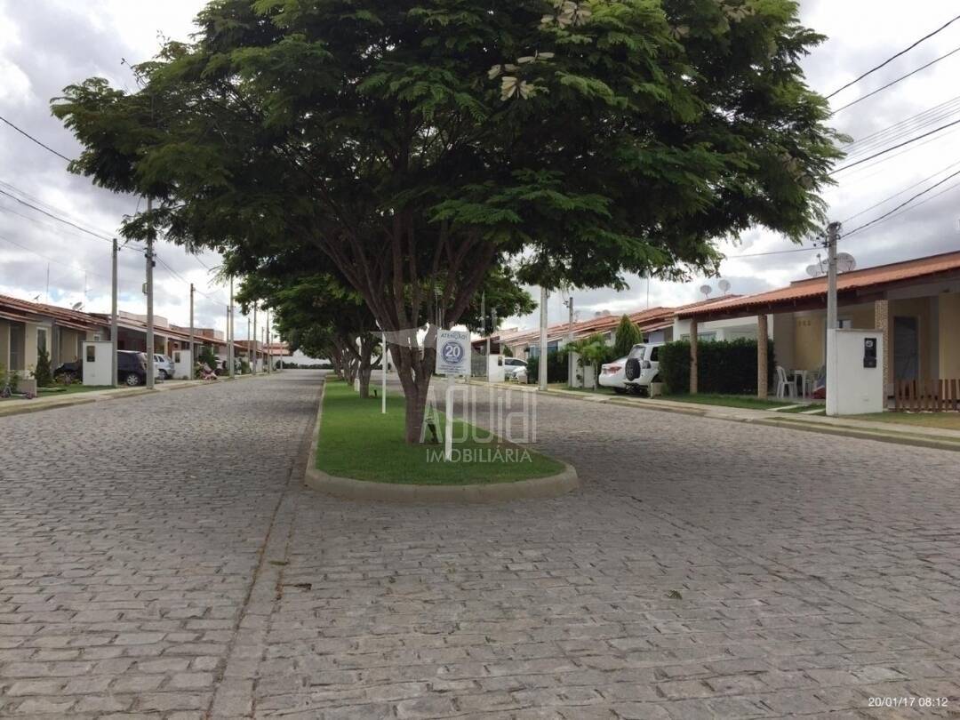 Casa à venda e aluguel com 3 quartos, 921m² - Foto 31